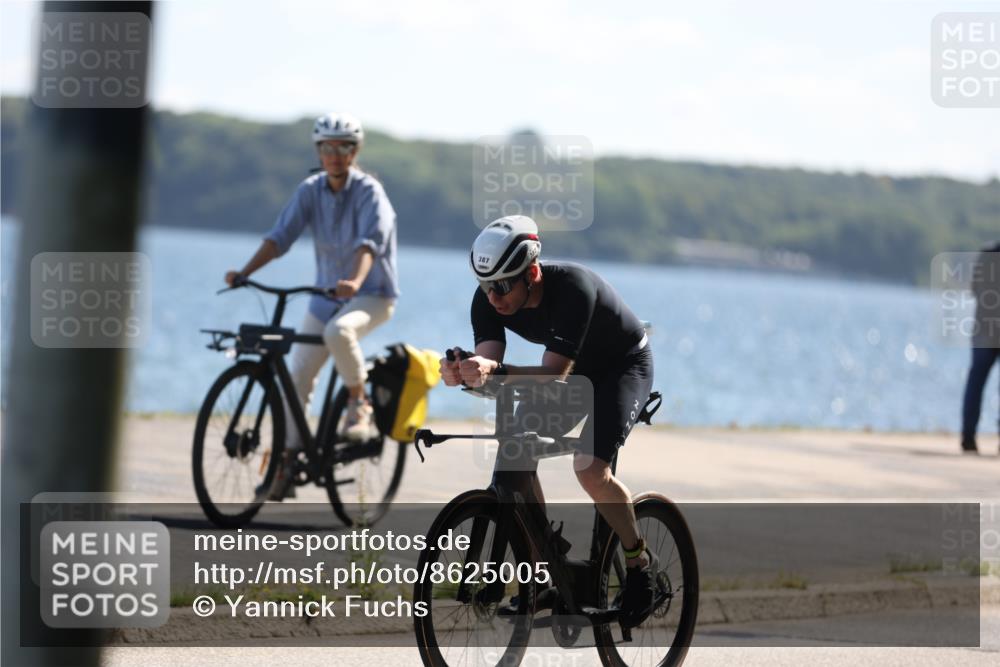 17.08.2025 - KN Förde Triathlon 2025 Yannick Fuchs http://msf.ph/oto/8625005 17.08.2025 11:41:11 Radfahren 279, 387, 602 meine-sportfotos.de