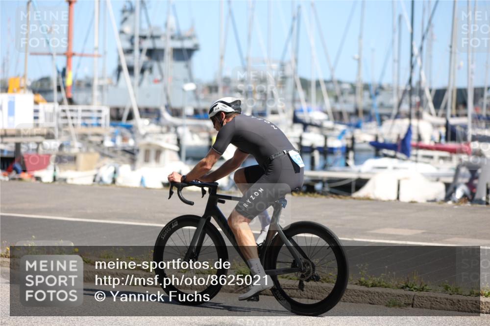 17.08.2025 - KN Förde Triathlon 2025 Yannick Fuchs http://msf.ph/oto/8625021 17.08.2025 11:41:25 Radfahren 324, 604, 279, 628 meine-sportfotos.de