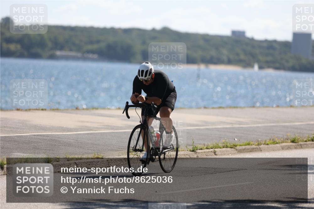 17.08.2025 - KN Förde Triathlon 2025 Yannick Fuchs http://msf.ph/oto/8625036 17.08.2025 11:42:01 Radfahren 312, 331, 338, 339, 341, 355, 607, 631 meine-sportfotos.de