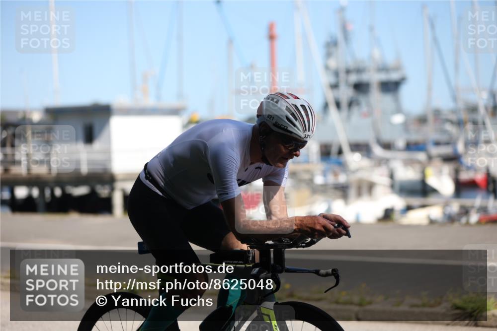17.08.2025 - KN Förde Triathlon 2025 Yannick Fuchs http://msf.ph/oto/8625048 17.08.2025 11:42:12 Radfahren 302, 321, 327, 341, 364, 605, 632, 312, 338, 341, 355, 607 meine-sportfotos.de