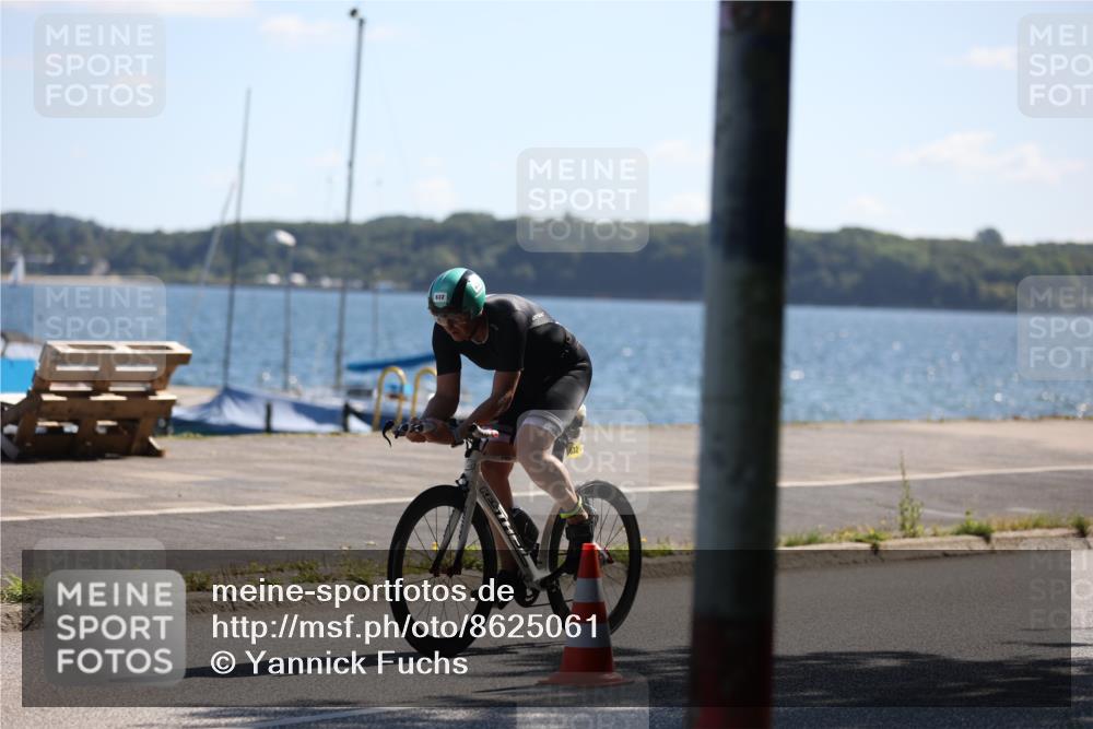 17.08.2025 - KN Förde Triathlon 2025 Yannick Fuchs http://msf.ph/oto/8625061 17.08.2025 11:42:20 Radfahren 302, 316, 364, 385, 632, 302, 321, 327, 605 meine-sportfotos.de