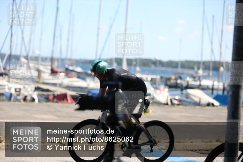 17.08.2025 - KN Förde Triathlon 2025 Yannick Fuchs http://msf.ph/oto/8625062 17.08.2025 11:42:21 Radfahren 316, 364, 385, 632, 302, 321, 327, 605 meine-sportfotos.de