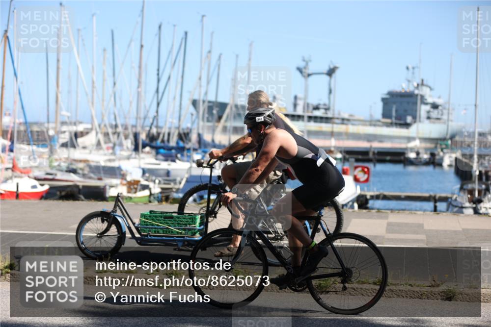 17.08.2025 - KN Förde Triathlon 2025 Yannick Fuchs http://msf.ph/oto/8625073 17.08.2025 11:42:34 Radfahren 318, 325, 343, 387, 390, 385 meine-sportfotos.de