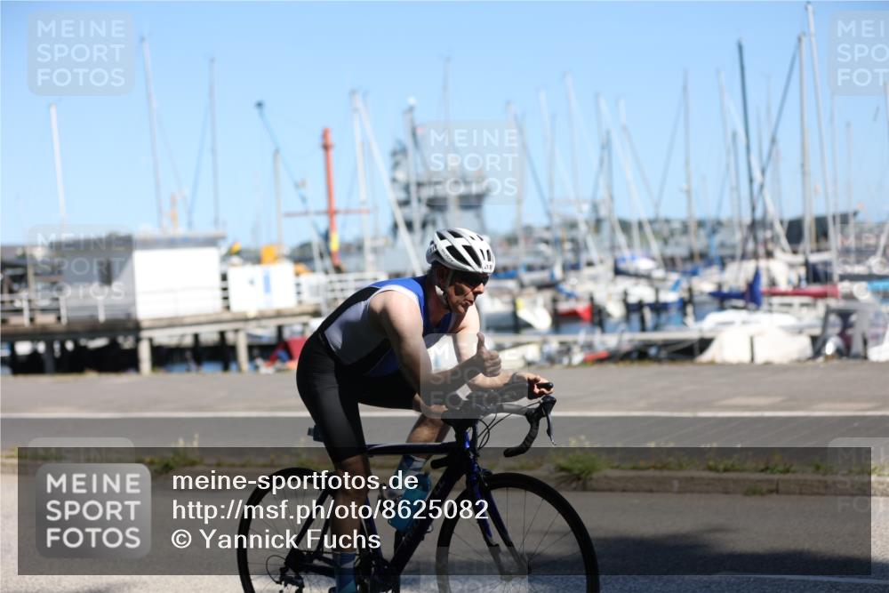 17.08.2025 - KN Förde Triathlon 2025 Yannick Fuchs http://msf.ph/oto/8625082 17.08.2025 11:42:40 Radfahren 318, 387, 390, 602, 634, 642, 325, 343 meine-sportfotos.de
