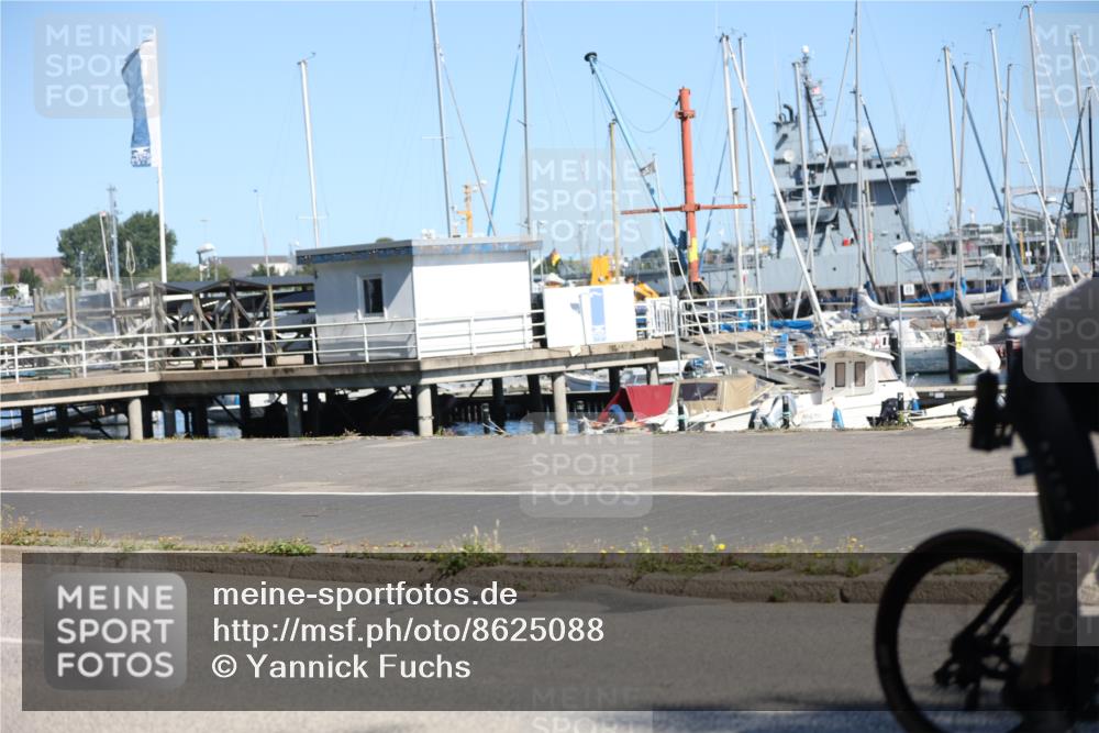 17.08.2025 - KN Förde Triathlon 2025 Yannick Fuchs http://msf.ph/oto/8625088 17.08.2025 11:42:43 Radfahren 318, 387, 390, 602, 634, 642, 318, 325 meine-sportfotos.de