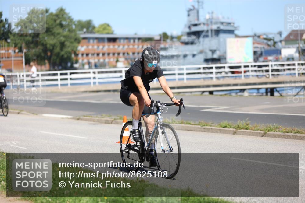 17.08.2025 - KN Förde Triathlon 2025 Yannick Fuchs http://msf.ph/oto/8625108 17.08.2025 11:43:09 Radfahren 344, 604, 641, 293, 324 meine-sportfotos.de