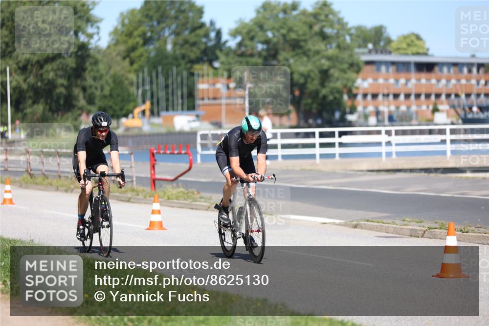 17.08.2025 - KN Förde Triathlon 2025 Yannick Fuchs http://msf.ph/oto/8625130 17.08.2025 11:43:49 Radfahren 327, 338, 341, 348, 360, 362, 607, 613, 632, 638, 339, 376, 607 meine-sportfotos.de