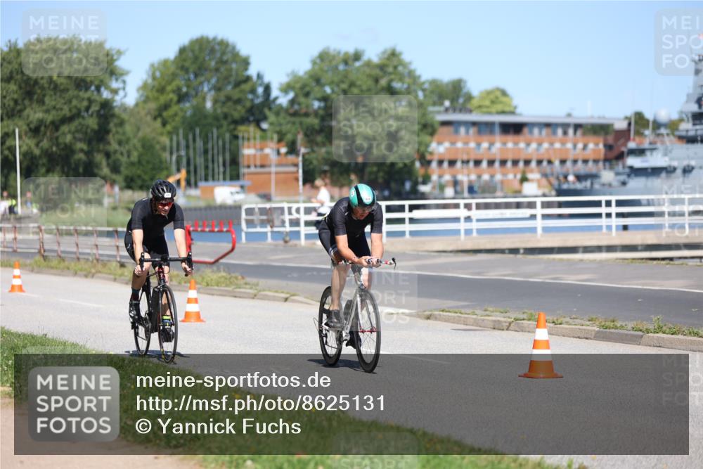 17.08.2025 - KN Förde Triathlon 2025 Yannick Fuchs http://msf.ph/oto/8625131 17.08.2025 11:43:49 Radfahren 327, 338, 341, 348, 360, 362, 607, 613, 632, 638, 339, 376, 607 meine-sportfotos.de
