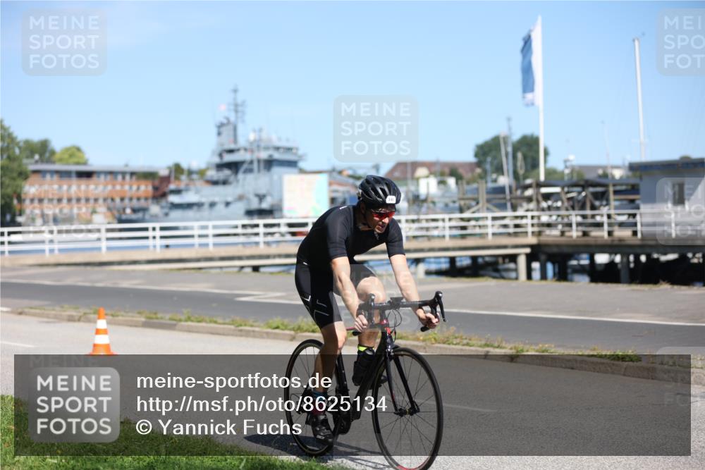 17.08.2025 - KN Förde Triathlon 2025 Yannick Fuchs http://msf.ph/oto/8625134 17.08.2025 11:43:50 Radfahren 311, 327, 338, 341, 348, 360, 362, 613, 632, 638, 339, 376, 607 meine-sportfotos.de
