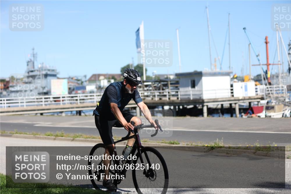 17.08.2025 - KN Förde Triathlon 2025 Yannick Fuchs http://msf.ph/oto/8625140 17.08.2025 11:43:53 Radfahren 311, 327, 338, 341, 348, 355, 360, 362, 613, 632, 638, 376, 607, 632 meine-sportfotos.de
