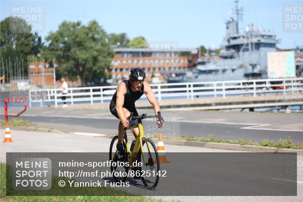 17.08.2025 - KN Förde Triathlon 2025 Yannick Fuchs http://msf.ph/oto/8625142 17.08.2025 11:43:54 Radfahren 311, 327, 338, 341, 348, 355, 360, 362, 613, 638, 341, 376, 607, 632 meine-sportfotos.de