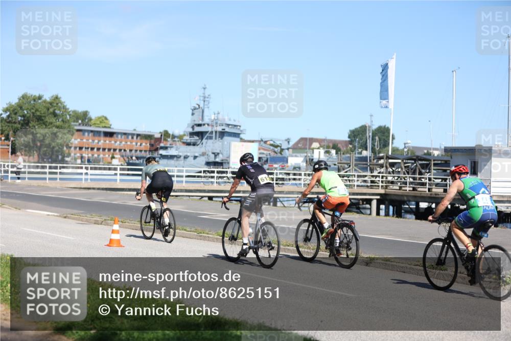 17.08.2025 - KN Förde Triathlon 2025 Yannick Fuchs http://msf.ph/oto/8625151 17.08.2025 11:43:58 Radfahren 302, 311, 327, 348, 355, 360, 362, 613, 327, 338, 341, 348, 362, 613, 632, 638 meine-sportfotos.de