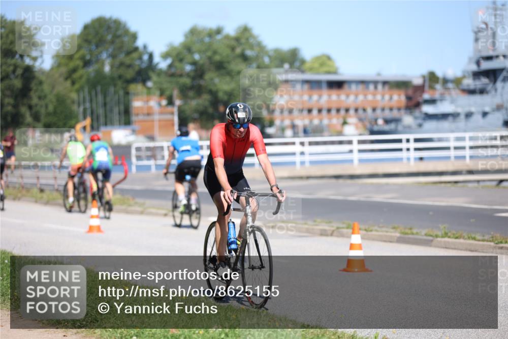 17.08.2025 - KN Förde Triathlon 2025 Yannick Fuchs http://msf.ph/oto/8625155 17.08.2025 11:44:01 Radfahren 302, 311, 355, 327, 338, 348, 360, 362, 613, 638 meine-sportfotos.de