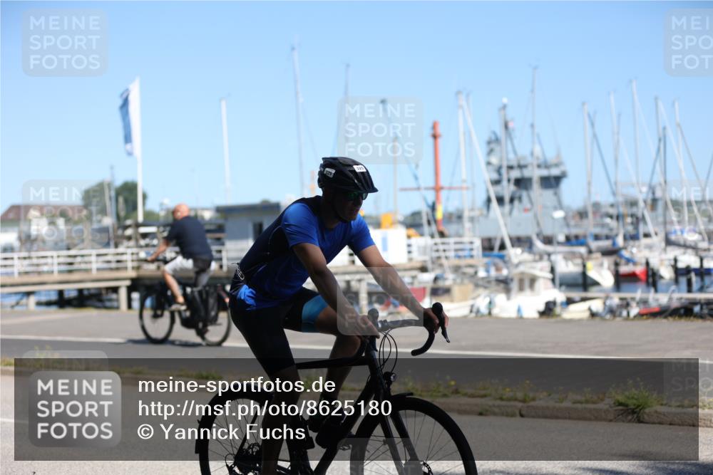 17.08.2025 - KN Förde Triathlon 2025 Yannick Fuchs http://msf.ph/oto/8625180 17.08.2025 11:44:25 Radfahren 325, 328, 329, 356, 371, 385, 616, 350, 642 meine-sportfotos.de