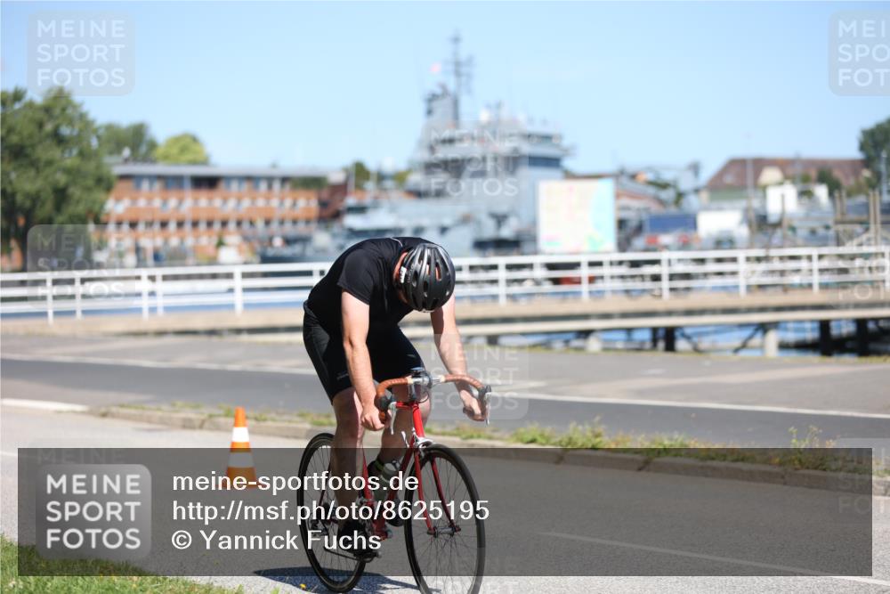 17.08.2025 - KN Förde Triathlon 2025 Yannick Fuchs http://msf.ph/oto/8625195 17.08.2025 11:44:34 Radfahren 291, 328, 330, 356, 370, 379, 325, 329, 385, 616 meine-sportfotos.de
