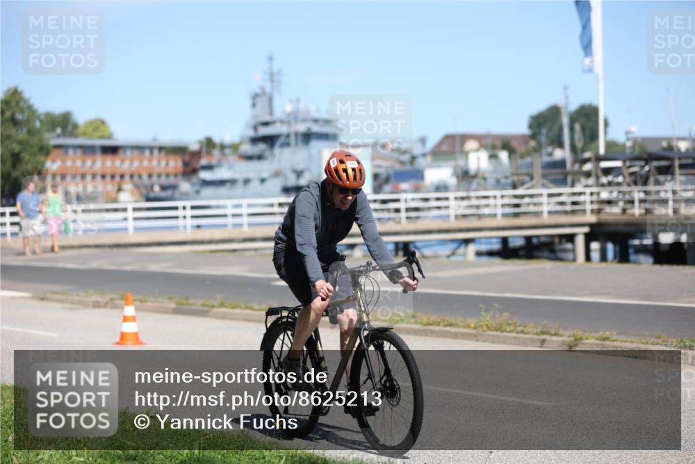 17.08.2025 - KN Förde Triathlon 2025 Yannick Fuchs http://msf.ph/oto/8625213 17.08.2025 11:44:59 Radfahren 641, 293 meine-sportfotos.de