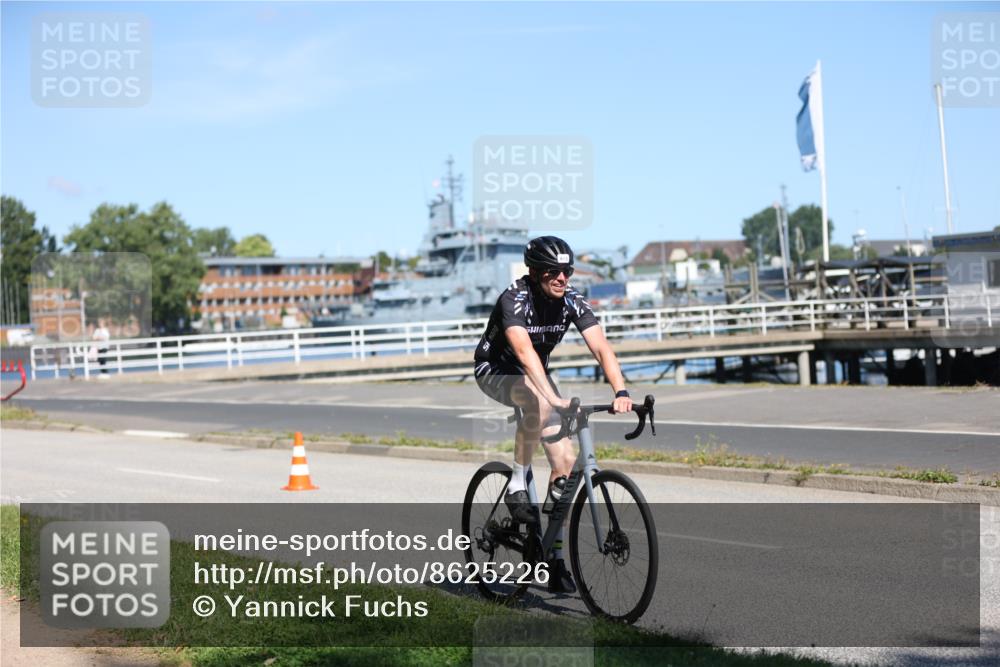 17.08.2025 - KN Förde Triathlon 2025 Yannick Fuchs http://msf.ph/oto/8625226 17.08.2025 11:45:32 Radfahren 348, 354, 360, 362, 613, 635, 638 meine-sportfotos.de