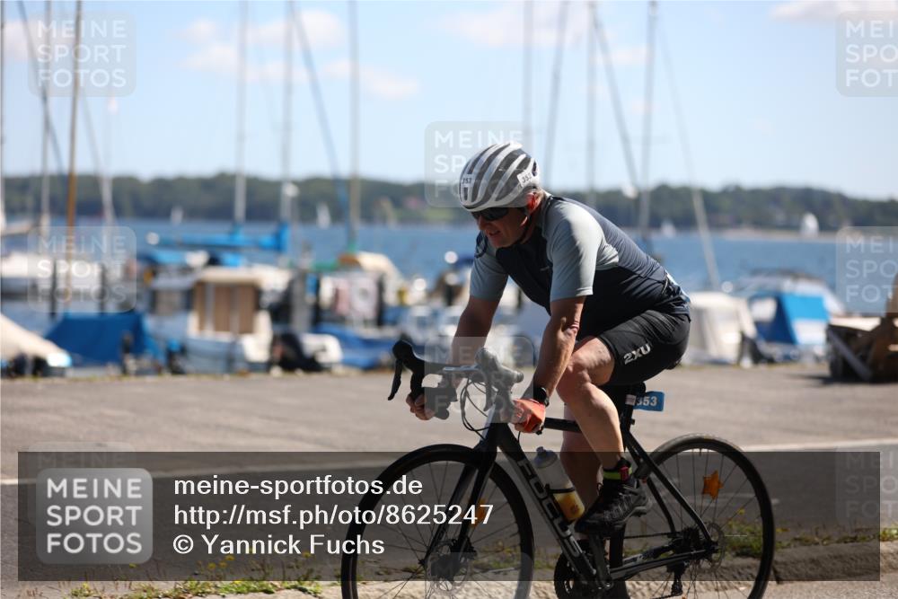 17.08.2025 - KN Förde Triathlon 2025 Yannick Fuchs http://msf.ph/oto/8625247 17.08.2025 11:45:48 Radfahren 353, 368, 374, 601, 629, 348, 360, 362, 635 meine-sportfotos.de