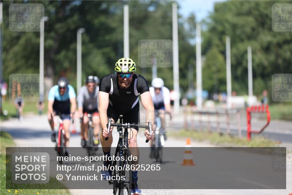 17.08.2025 - KN Förde Triathlon 2025 Yannick Fuchs http://msf.ph/oto/8625265 17.08.2025 11:46:05 Radfahren 326, 328, 329, 350, 363, 371, 372, 609, 619, 311, 372, 374, 619 meine-sportfotos.de