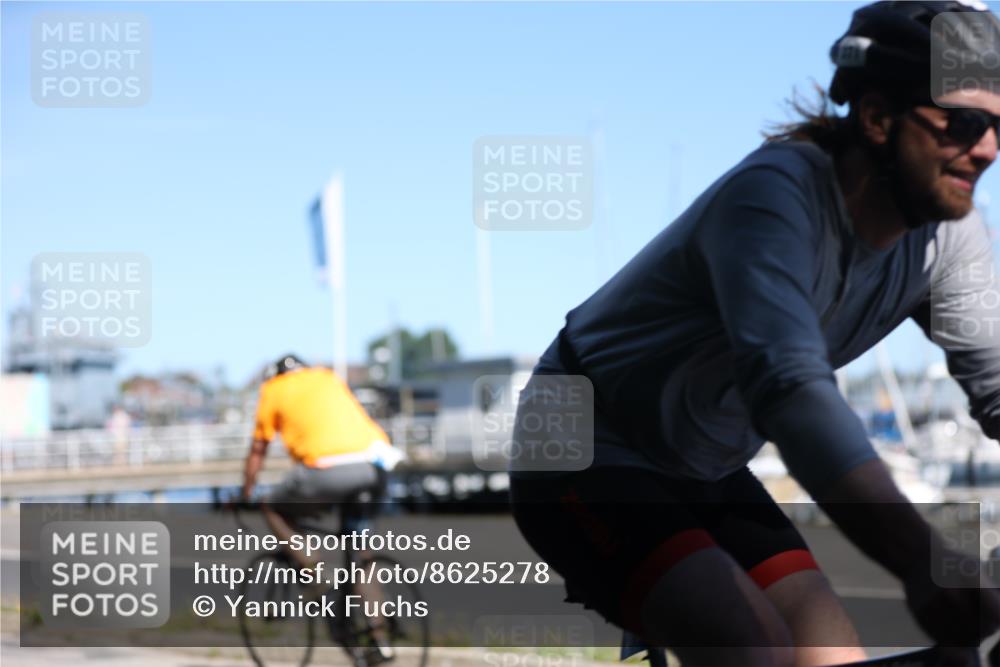 17.08.2025 - KN Förde Triathlon 2025 Yannick Fuchs http://msf.ph/oto/8625278 17.08.2025 11:46:09 Radfahren 328, 329, 330, 350, 363, 371, 609, 326, 363, 372, 619 meine-sportfotos.de