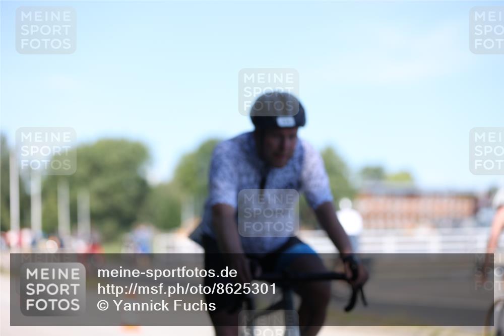 17.08.2025 - KN Förde Triathlon 2025 Yannick Fuchs http://msf.ph/oto/8625301 17.08.2025 11:46:46 Radfahren 375, 618, 618 meine-sportfotos.de