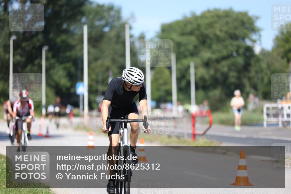 17.08.2025 - KN Förde Triathlon 2025 Yannick Fuchs http://msf.ph/oto/8625312 17.08.2025 11:47:24 Radfahren 285, 354, 368, 614, 623, 629, 630, 635, 639, 365 meine-sportfotos.de