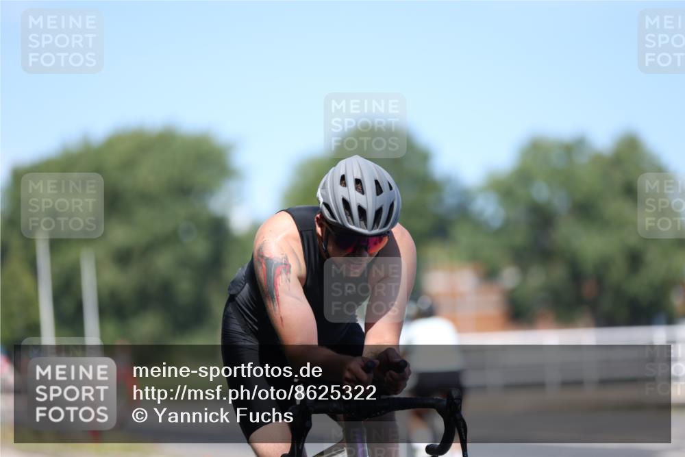 17.08.2025 - KN Förde Triathlon 2025 Yannick Fuchs http://msf.ph/oto/8625322 17.08.2025 11:47:28 Radfahren 285, 353, 354, 368, 614, 624, 629, 630, 635, 639, 354, 623, 639 meine-sportfotos.de