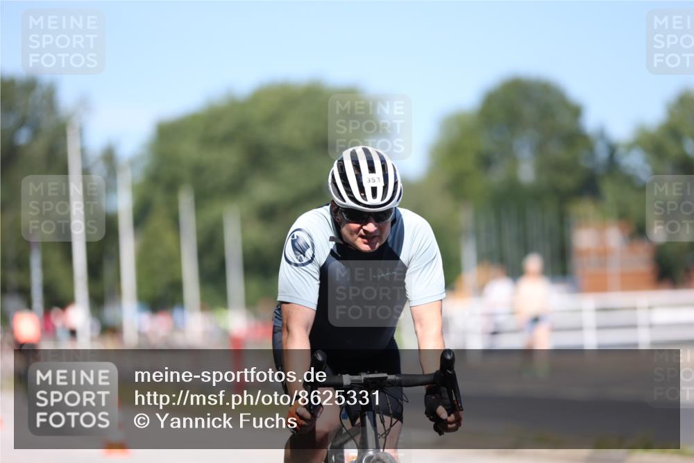 17.08.2025 - KN Förde Triathlon 2025 Yannick Fuchs http://msf.ph/oto/8625331 17.08.2025 11:47:34 Radfahren 285, 353, 382, 624, 629, 354, 368, 614, 630, 635, 639 meine-sportfotos.de
