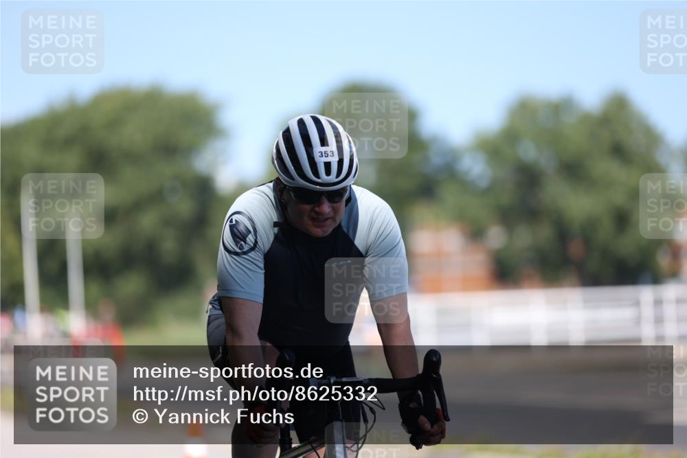 17.08.2025 - KN Förde Triathlon 2025 Yannick Fuchs http://msf.ph/oto/8625332 17.08.2025 11:47:34 Radfahren 285, 353, 382, 624, 629, 354, 368, 614, 630, 635, 639 meine-sportfotos.de