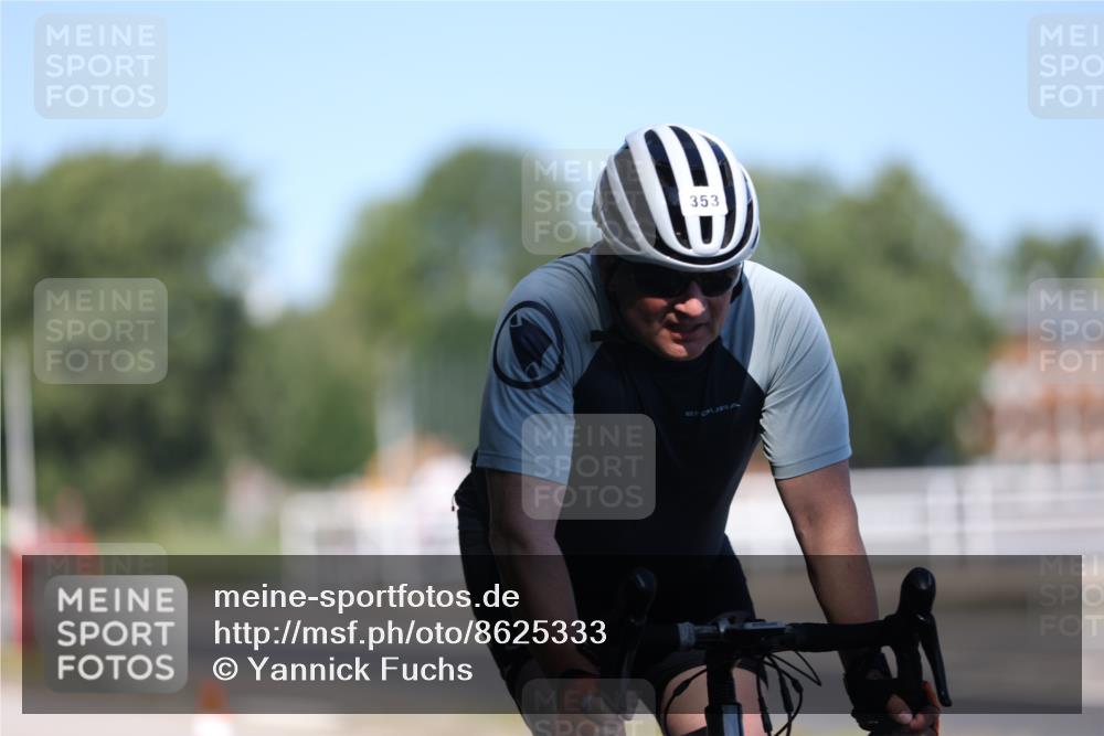 17.08.2025 - KN Förde Triathlon 2025 Yannick Fuchs http://msf.ph/oto/8625333 17.08.2025 11:47:34 Radfahren 285, 353, 382, 624, 629, 354, 368, 614, 630, 635, 639 meine-sportfotos.de