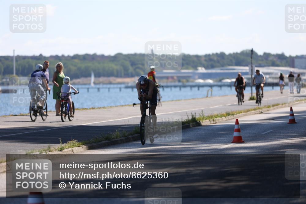 17.08.2025 - KN Förde Triathlon 2025 Yannick Fuchs http://msf.ph/oto/8625360 17.08.2025 12:42:06 Radfahren 408 meine-sportfotos.de