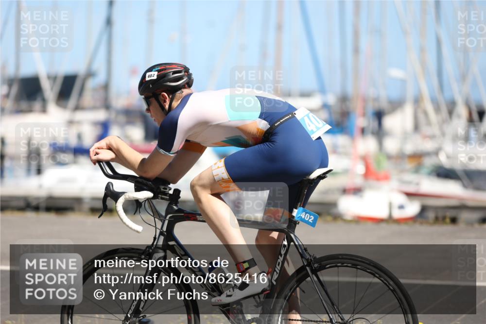 17.08.2025 - KN Förde Triathlon 2025 Yannick Fuchs http://msf.ph/oto/8625416 17.08.2025 12:43:34 Radfahren 402, 402, 408 meine-sportfotos.de