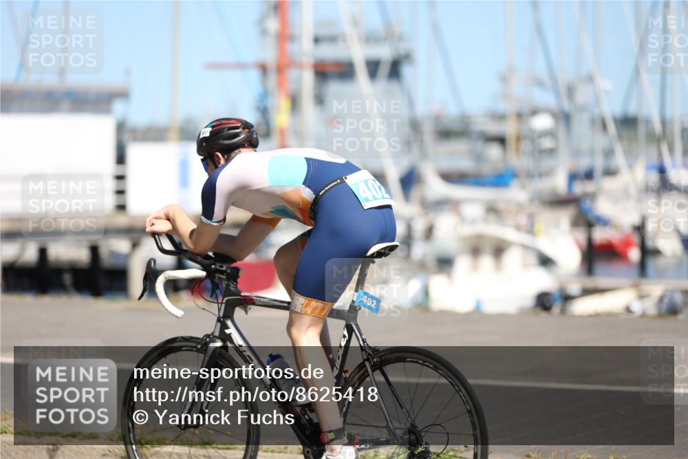 17.08.2025 - KN Förde Triathlon 2025 Yannick Fuchs http://msf.ph/oto/8625418 17.08.2025 12:43:34 Radfahren 402, 402, 408 meine-sportfotos.de