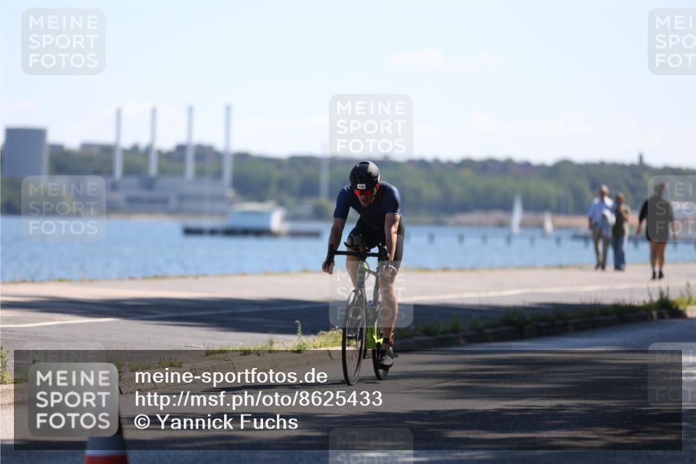17.08.2025 - KN Förde Triathlon 2025 Yannick Fuchs http://msf.ph/oto/8625433 17.08.2025 12:44:26 Radfahren 409 meine-sportfotos.de