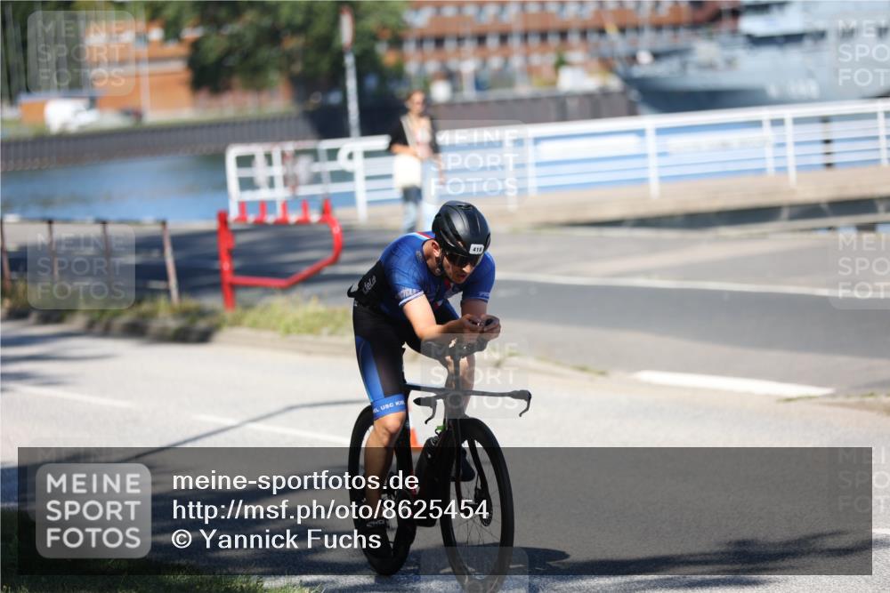 17.08.2025 - KN Förde Triathlon 2025 Yannick Fuchs http://msf.ph/oto/8625454 17.08.2025 12:46:26 Radfahren 406, 414, 418, 548 meine-sportfotos.de