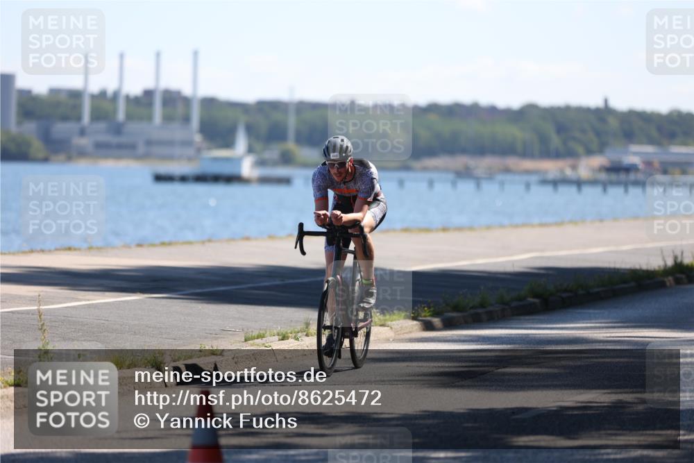 17.08.2025 - KN Förde Triathlon 2025 Yannick Fuchs http://msf.ph/oto/8625472 17.08.2025 12:48:31 Radfahren 420, 442 meine-sportfotos.de