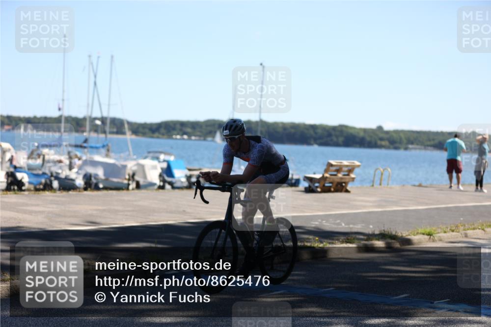 17.08.2025 - KN Förde Triathlon 2025 Yannick Fuchs http://msf.ph/oto/8625476 17.08.2025 12:48:32 Radfahren 420, 442 meine-sportfotos.de