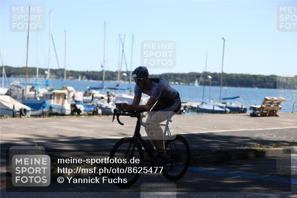 17.08.2025 - KN Förde Triathlon 2025 Yannick Fuchs http://msf.ph/oto/8625477 17.08.2025 12:48:33 Radfahren 420, 442 meine-sportfotos.de