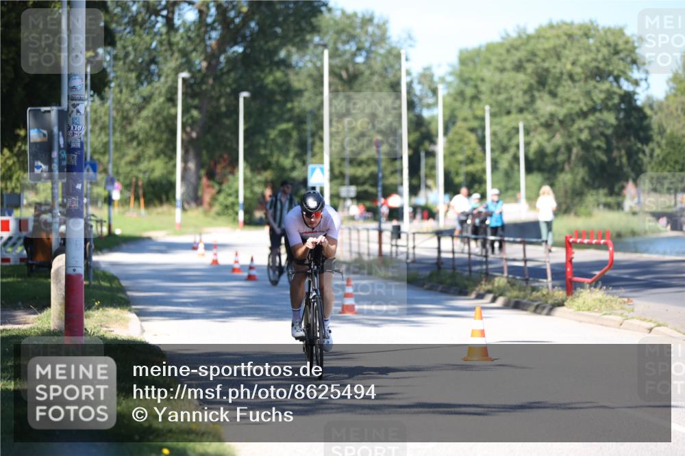 17.08.2025 - KN Förde Triathlon 2025 Yannick Fuchs http://msf.ph/oto/8625494 17.08.2025 12:48:56 Radfahren 415 meine-sportfotos.de