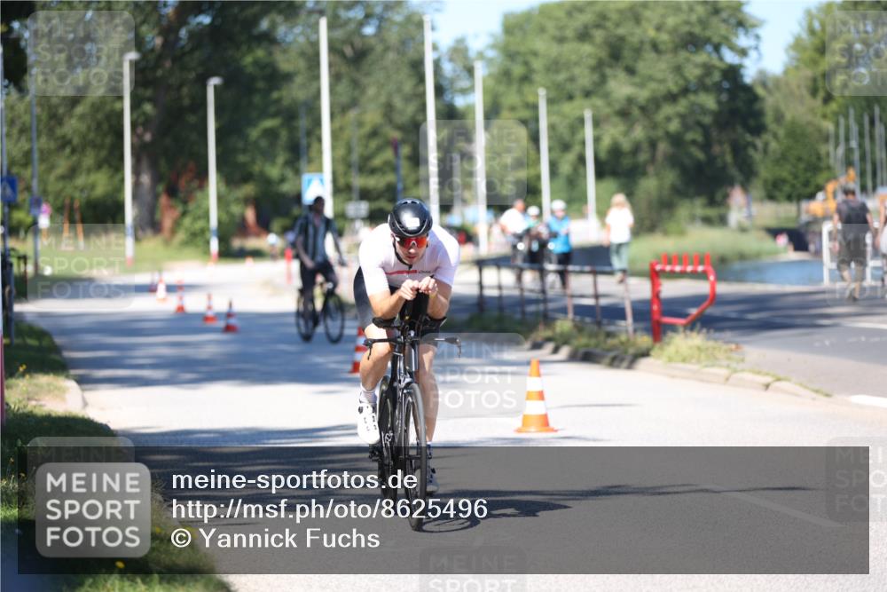 17.08.2025 - KN Förde Triathlon 2025 Yannick Fuchs http://msf.ph/oto/8625496 17.08.2025 12:48:56 Radfahren 415 meine-sportfotos.de