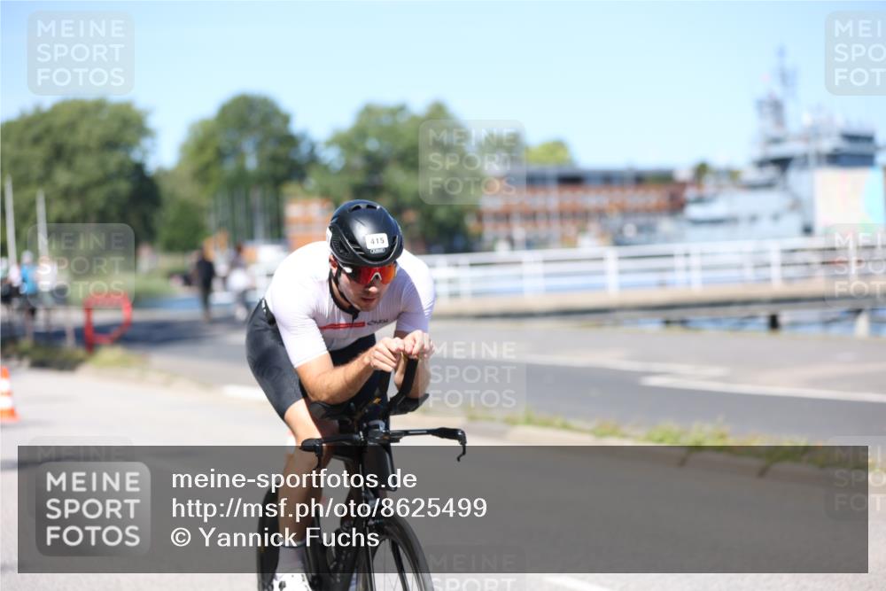 17.08.2025 - KN Förde Triathlon 2025 Yannick Fuchs http://msf.ph/oto/8625499 17.08.2025 12:48:57 Radfahren 415, 439 meine-sportfotos.de