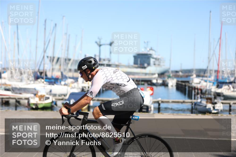 17.08.2025 - KN Förde Triathlon 2025 Yannick Fuchs http://msf.ph/oto/8625510 17.08.2025 12:49:08 Radfahren 422, 439 meine-sportfotos.de