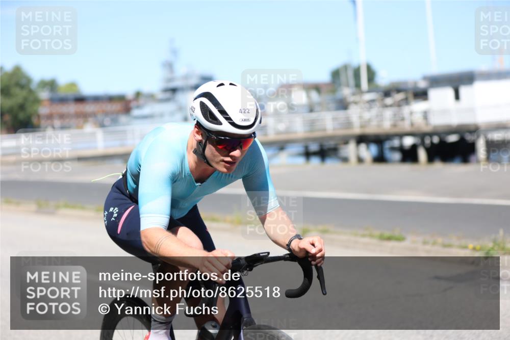 17.08.2025 - KN Förde Triathlon 2025 Yannick Fuchs http://msf.ph/oto/8625518 17.08.2025 12:49:13 Radfahren 419, 422, 439 meine-sportfotos.de