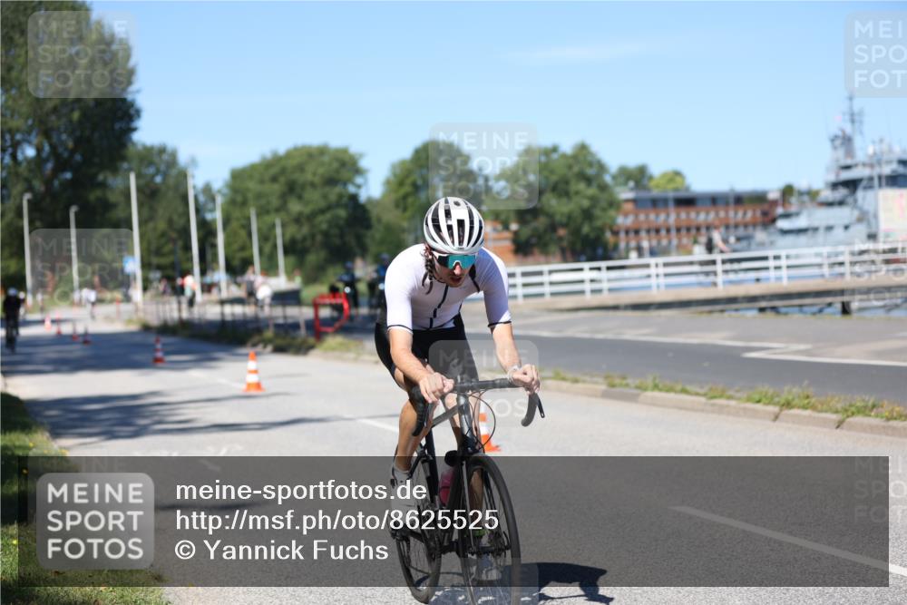 17.08.2025 - KN Förde Triathlon 2025 Yannick Fuchs http://msf.ph/oto/8625525 17.08.2025 12:49:18 Radfahren 419, 423, 441, 422 meine-sportfotos.de