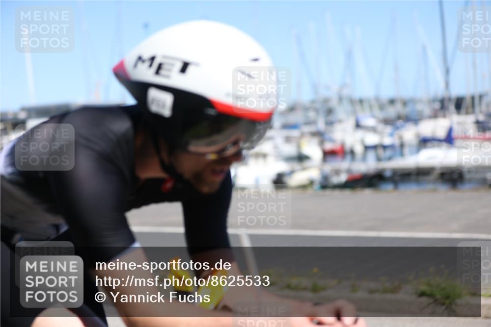 17.08.2025 - KN Förde Triathlon 2025 Yannick Fuchs http://msf.ph/oto/8625533 17.08.2025 12:49:23 Radfahren 413, 417, 423, 441, 419 meine-sportfotos.de