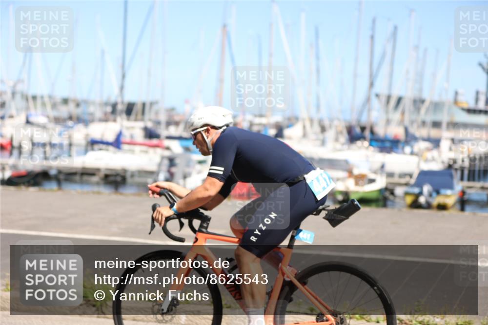 17.08.2025 - KN Förde Triathlon 2025 Yannick Fuchs http://msf.ph/oto/8625543 17.08.2025 12:49:28 Radfahren 413, 417, 441, 423 meine-sportfotos.de