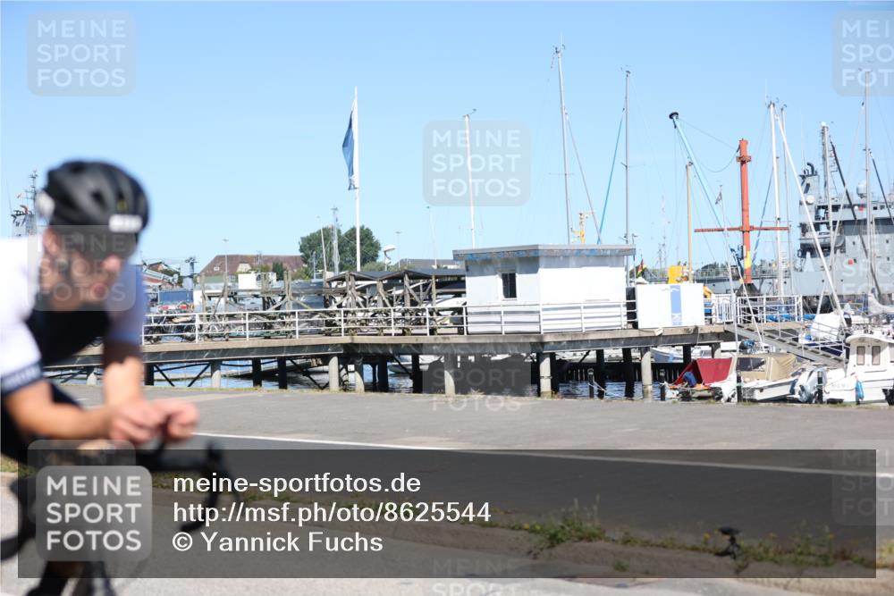 17.08.2025 - KN Förde Triathlon 2025 Yannick Fuchs http://msf.ph/oto/8625544 17.08.2025 12:49:31 Radfahren 413, 417, 424, 423, 441 meine-sportfotos.de