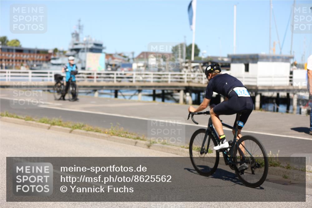 17.08.2025 - KN Förde Triathlon 2025 Yannick Fuchs http://msf.ph/oto/8625562 17.08.2025 12:49:41 Radfahren 424, 447, 424 meine-sportfotos.de