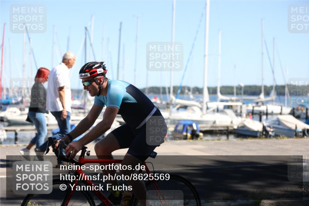 17.08.2025 - KN Förde Triathlon 2025 Yannick Fuchs http://msf.ph/oto/8625569 17.08.2025 12:49:49 Radfahren 431, 447, 457 meine-sportfotos.de