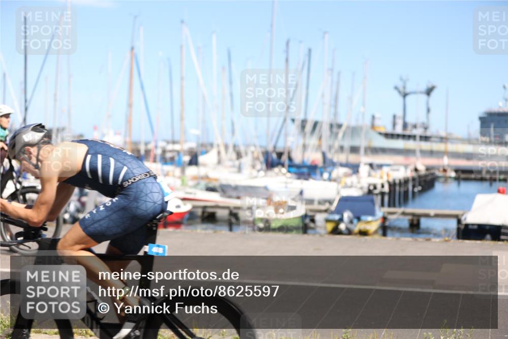 17.08.2025 - KN Förde Triathlon 2025 Yannick Fuchs http://msf.ph/oto/8625597 17.08.2025 12:50:13 Radfahren 408, 416, 440, 442, 466, 442 meine-sportfotos.de